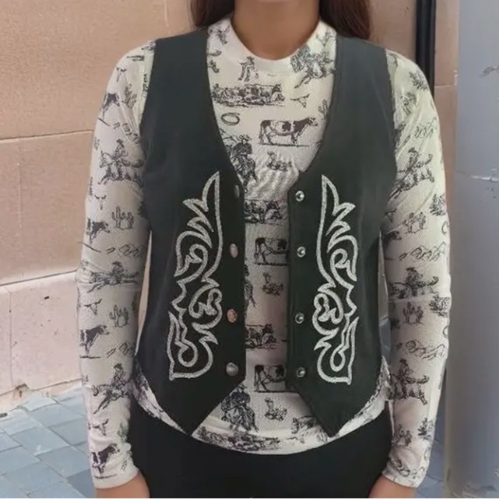 Boot Stitch Western Vest - Picture 3 of 3
